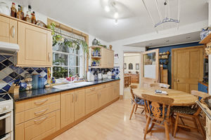 Kitchen- click for photo gallery